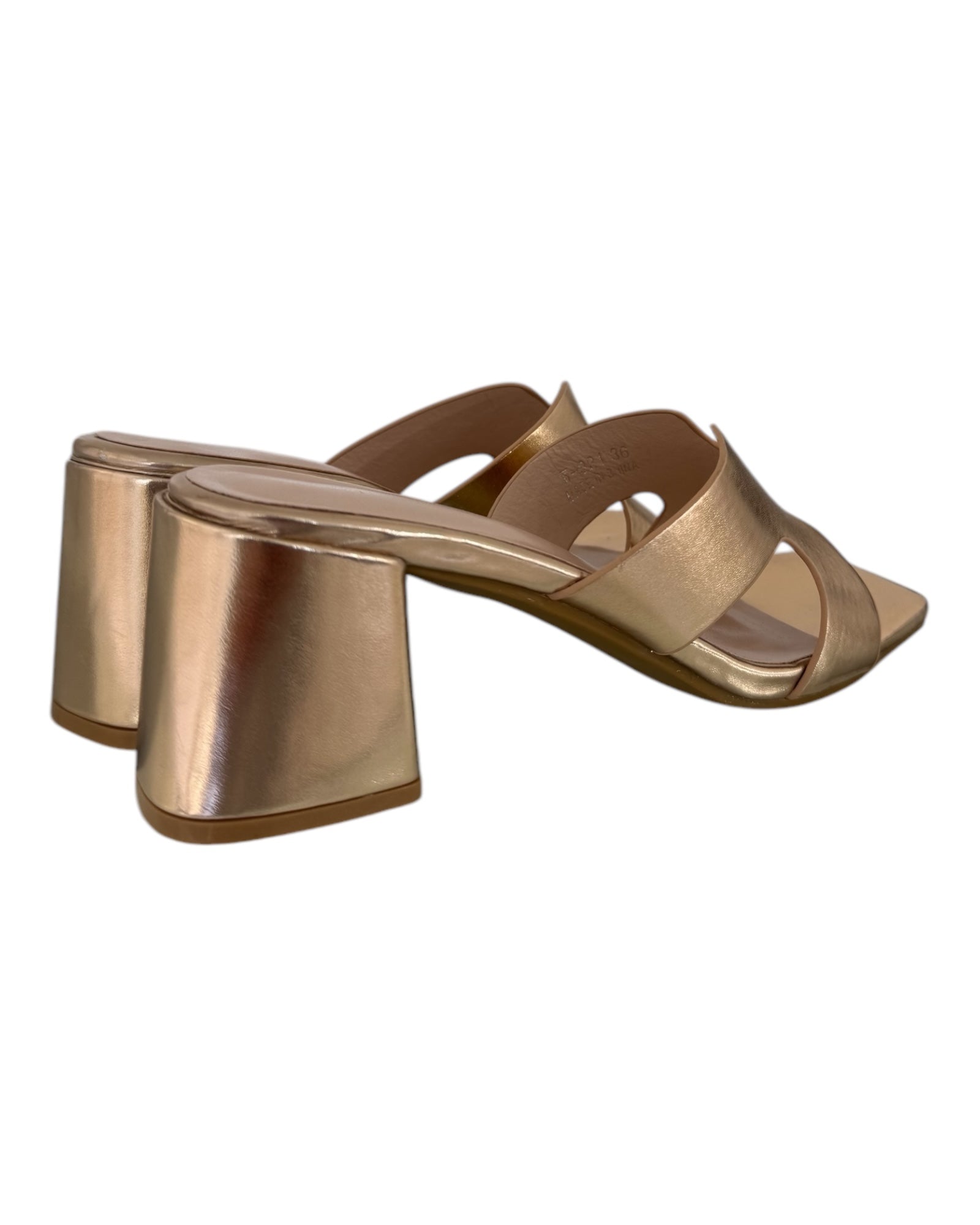 W-321 chp - Mule - Sandalo