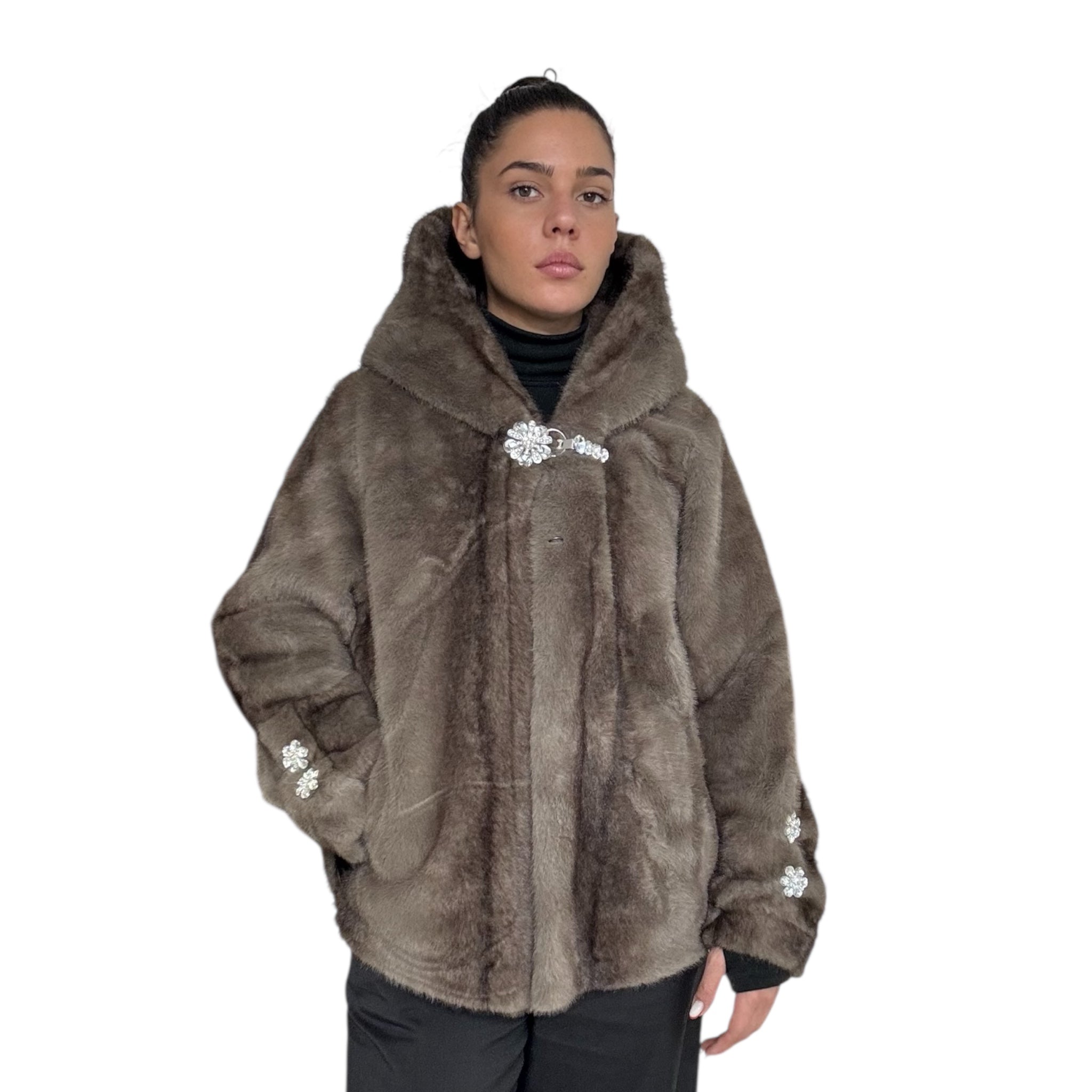 PR0256 - Eco pelliccia  - Tortora