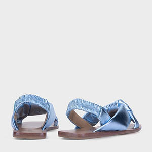 253016A - Flat - Sandalo